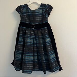Little girls dress size 5